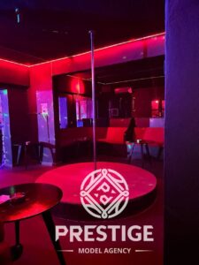 Club# 1, о.Санторини, Греция