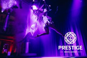 Oto jak nasze dziewczyny świętowały Halloween na całym świecie!