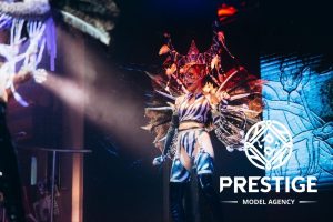 Oto jak nasze dziewczyny świętowały Halloween na całym świecie!