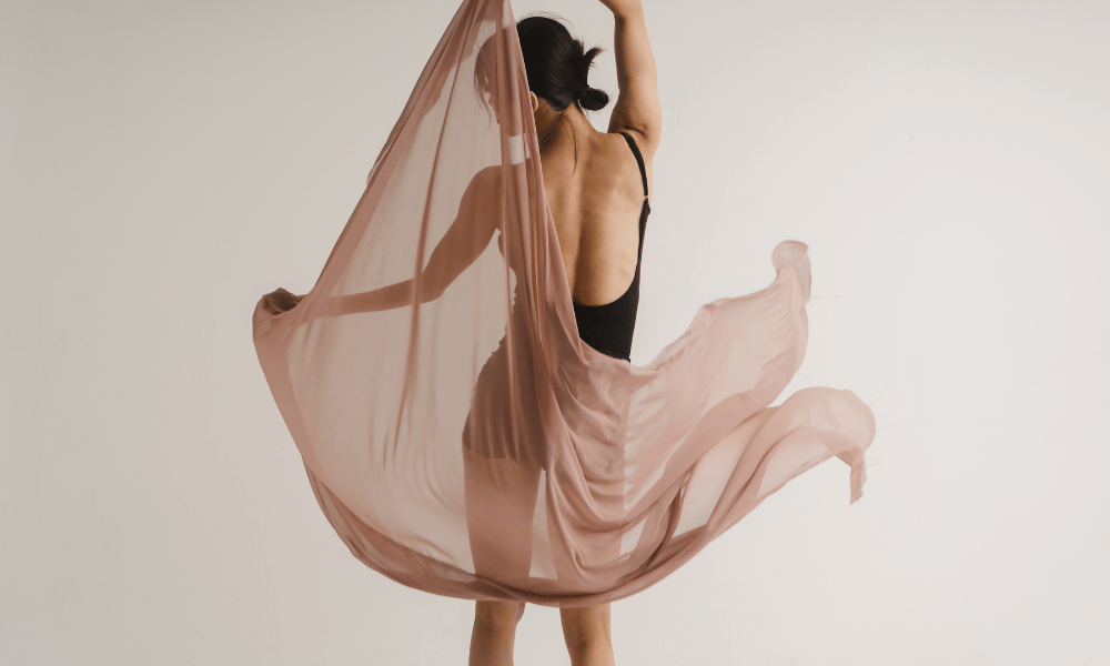 Állások fiatal nőknek: hogyan kezdjünk karriert és keressünk pénzt tapasztalat nélkül